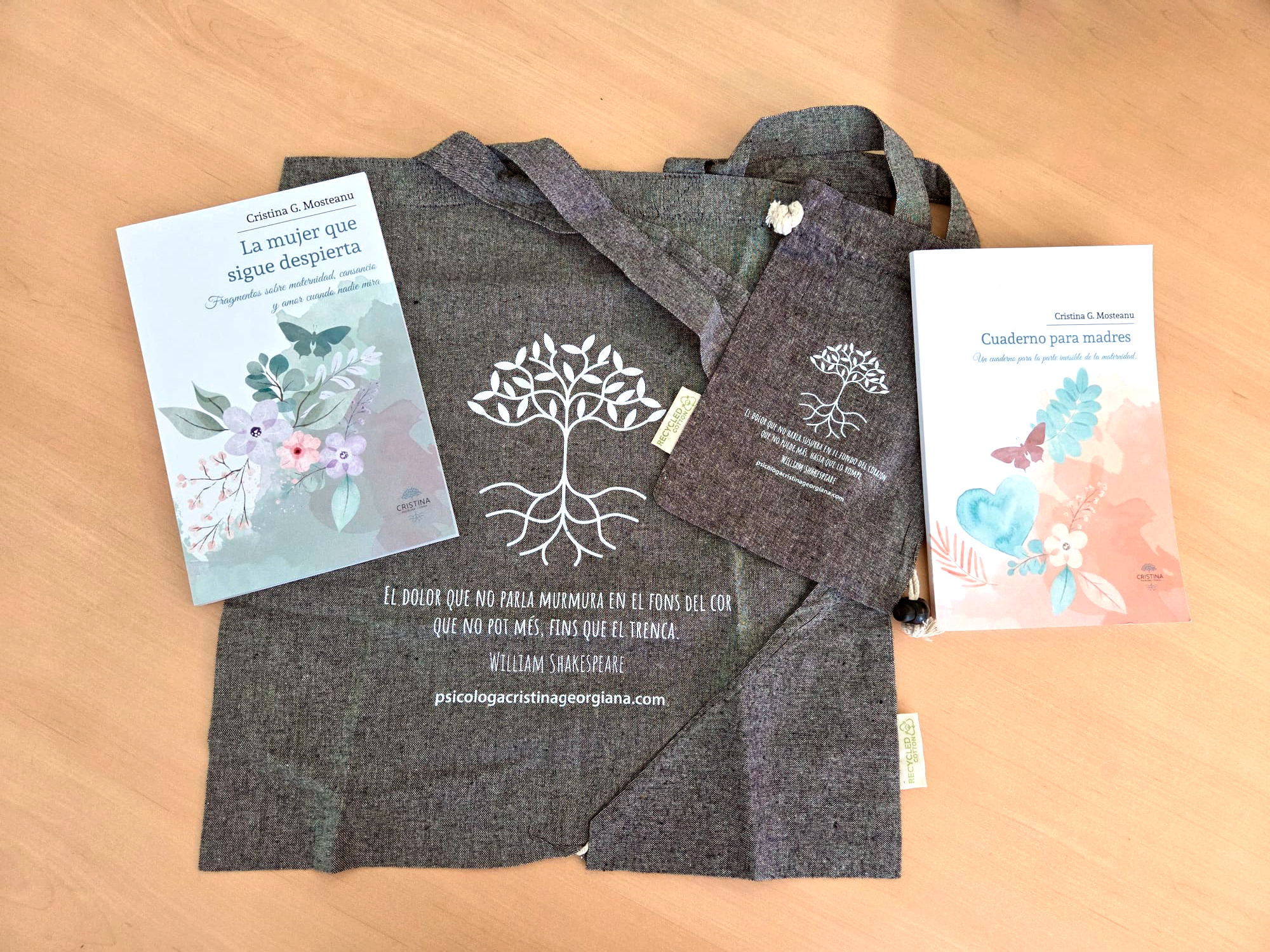 Pack La mujer que sigue despierta + Cuaderno para madres